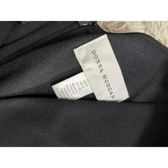 Donna Morgan Womens Sheath Dress Size 0 Black Elegant V-Neck Classic Formal - Picture 3 of 4